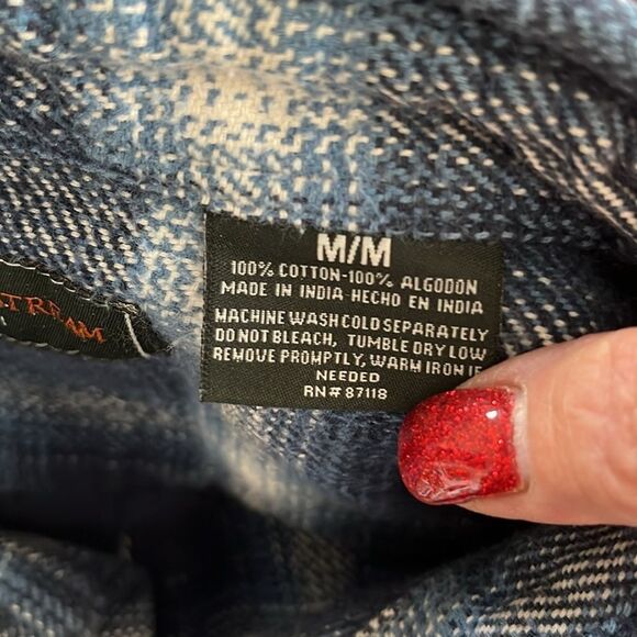 Field & Stream Long Sleeve Shirt Size Medium GUC Blue/ white - Picture 4 of 5